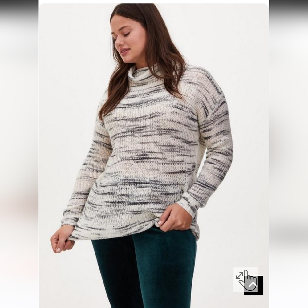 Torrid Pullover Turtle Neck Sweater Size 3 NWOT - Picture 12 of 14
